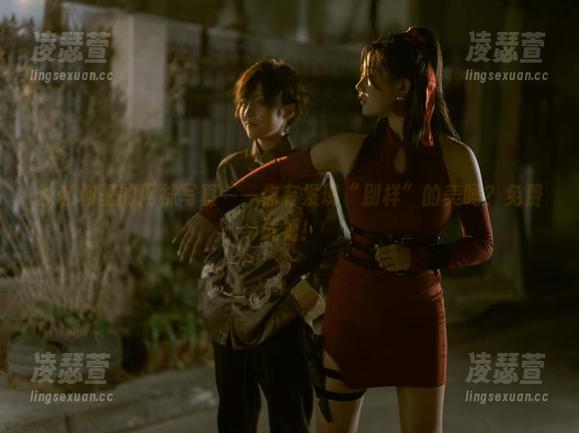秋和柯基 秋和柯基的网袜写真——你有发现“别样”的美吗?免费试看!
