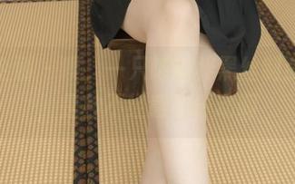 紧急企划 – 噢，一只喵喵梓黑丝制服写真，是种不经意的悸动啊