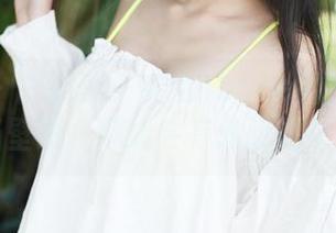 美媛馆 – 把糯美子MINIbabe的免费纯白原图当壁纸，可能会有光明的未来吧？