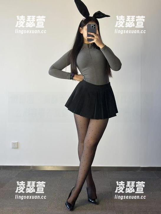 微密圈 - 美邵女Baby的油亮写真集，怎么形容呢？就像被一束光照亮了一样！