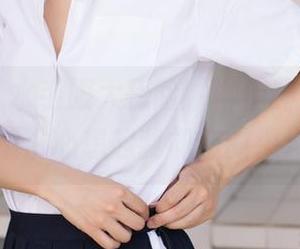 菠萝社 – 水手服大探险，柳侑绮私房原图，不小心想起我初恋的海洋梦