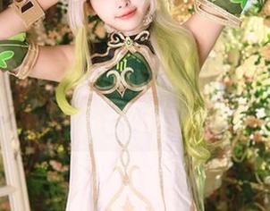 少女时光游泳池？落落Raku的NightLiLy精选套图里找乐子！