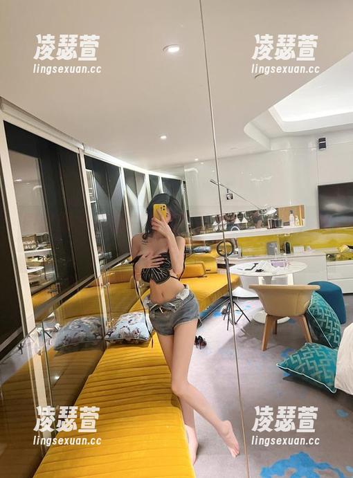 微密圈 - 美图中带着黑丝修女的资源，葛征太会玩了！