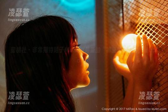 蜜桃社 - 非常期待陌子Mandy最新的“裤里丝”照片，谁hold住？