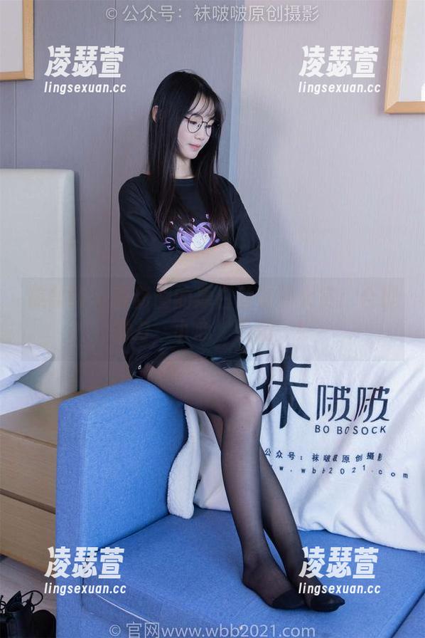 袜啵啵 - 甜甜圈的厚白丝套图大赏：合理发力，小心‘受伤’！