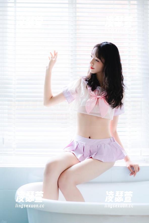 西呱呀呀呀 新增西呱呀呀呀的体操服套图,运动与颜值的戏谑交锋。