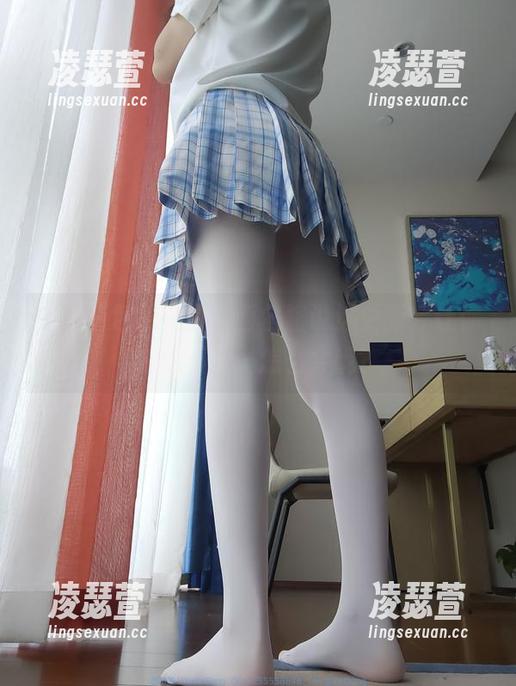 西尔酱 白丝图包又来了,西尔酱说这更新会让你意想不到…怎么会呢?