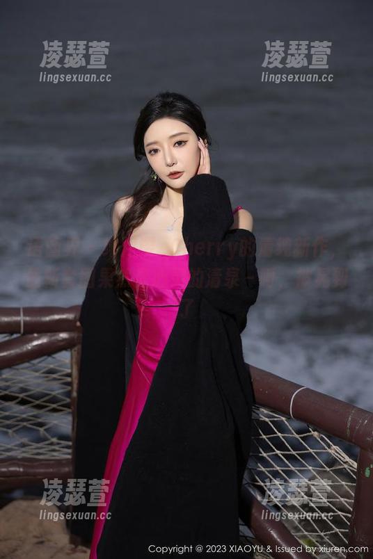 语画界 - 绯月樱_Cherry的清纯新作，最新套图果然是心灵的清泉～呵，被晃到了