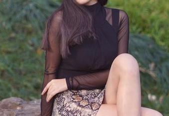 微密圈 – 黑白的世界，辣妈女神的原图合集，细腻又不失力量感。