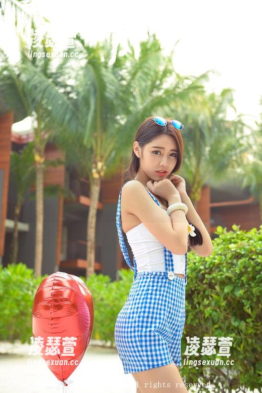 青豆客 - 伍月yuer的女王美图合集，只能说，这影响力真不简单！