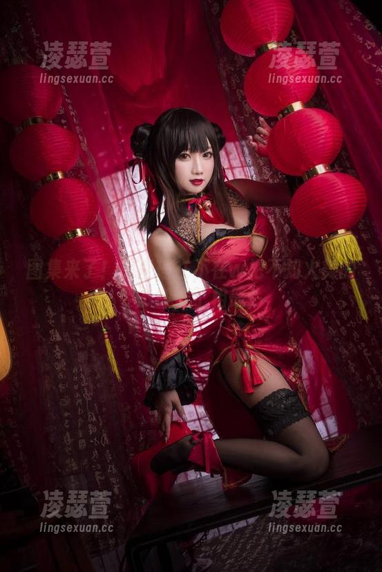 鬼畜瑶在不在w 图集来了!鬼畜瑶在不在w把不知火舞的姿态搬进了相册!